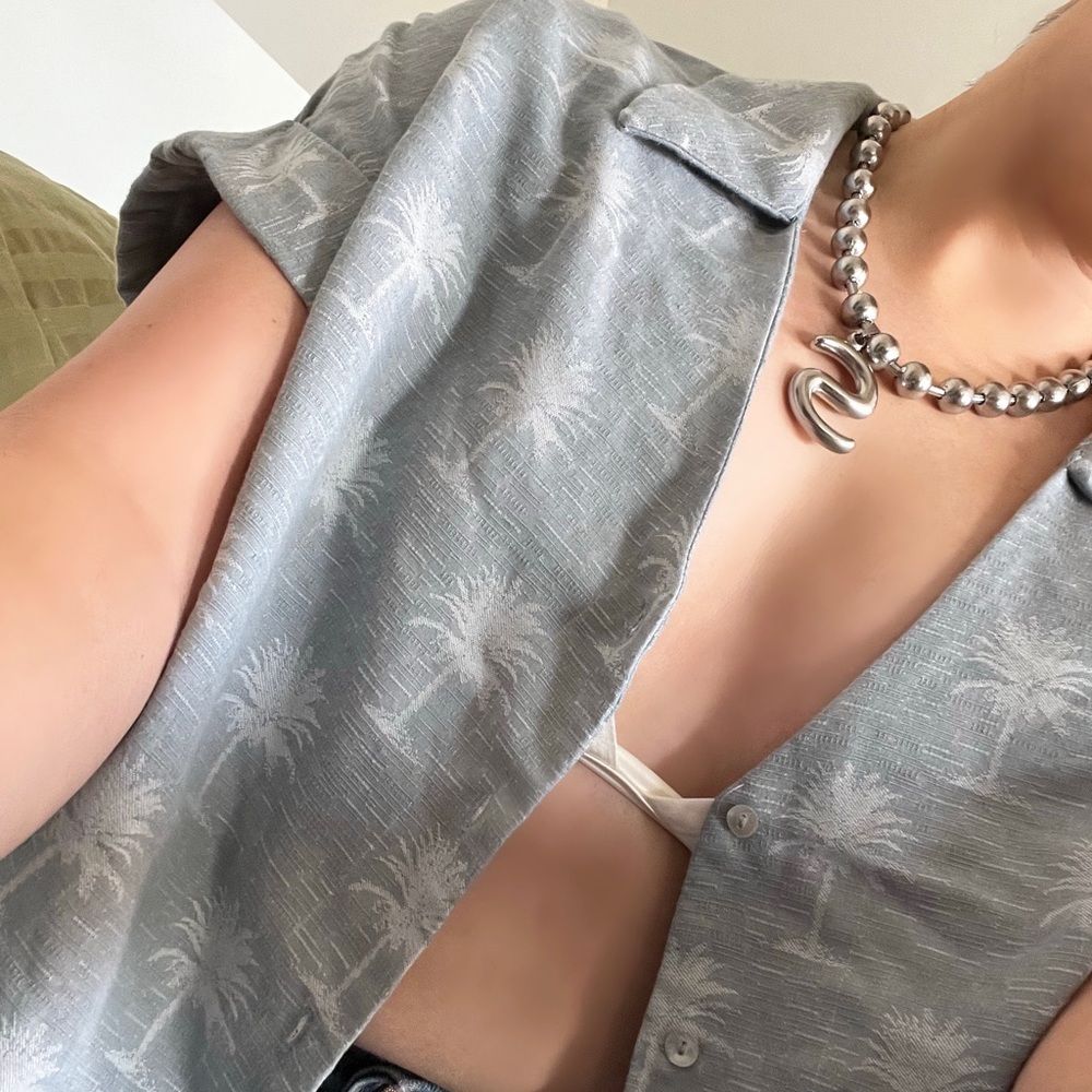 Palm Print Collared Button Down - Picture 2 of 3
